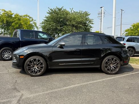 Used 2024 Porsche Macan Turbo AWD/4WD image 3