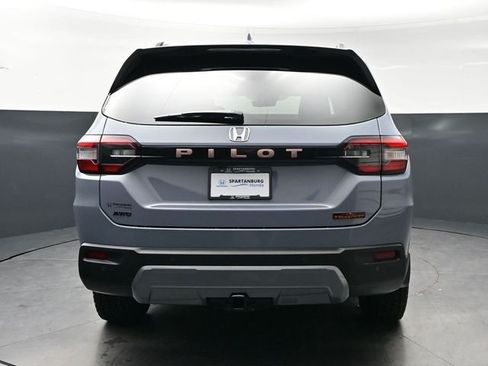 New 2026 Honda Pilot TrailSport image 6