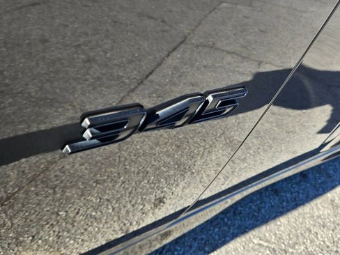 Used 2023 Dodge Charger R/T w/ Blacktop Package image 17