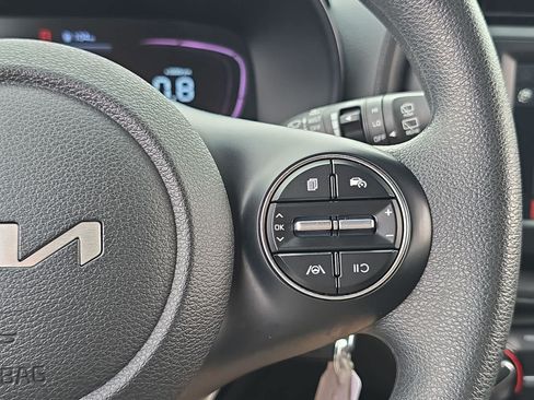 Used 2024 Kia Soul LX w/ Option Group 015 FWD image 29