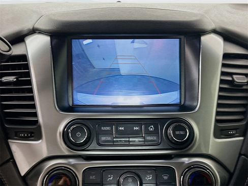 Used 2019 Chevrolet Tahoe LT image 14