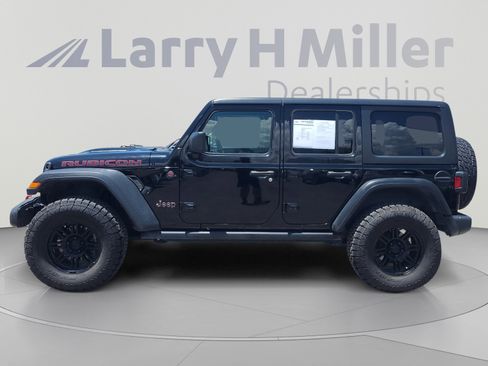 Used 2019 Jeep Wrangler Unlimited Rubicon AWD/4WD image 2