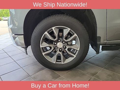 Used 2023 Chevrolet Silverado 1500 LT AWD/4WD image 16