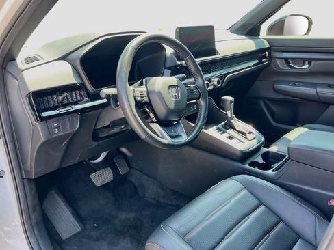 Used 2023 Honda CR-V Sport Touring image 9