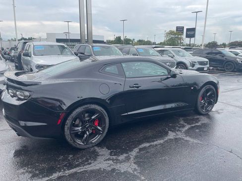 Used 2023 Chevrolet Camaro SS RWD image 2