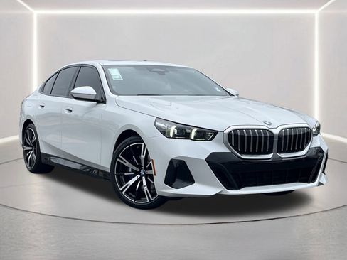 New 2026 BMW 530i w/ M Sport Package image 2