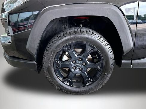 Used 2020 Toyota RAV4 TRD Off-Road w/ TRD Off-Road Weather Package AWD/4WD image 29