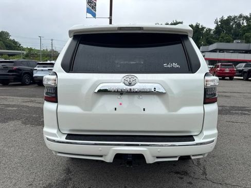 Used 2022 Toyota 4Runner Limited AWD/4WD image 20