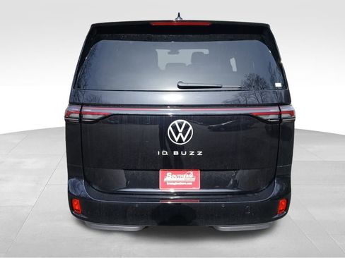New 2025 Volkswagen ID. Buzz Pro S image 4