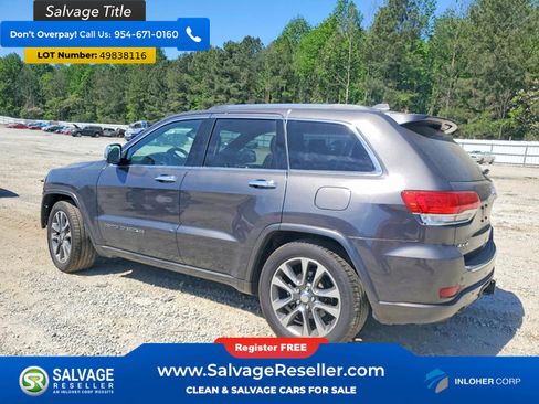 Used 2018 Jeep Grand Cherokee Overland AWD/4WD image 3