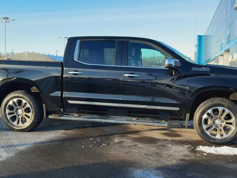 Certified 2023 Chevrolet Silverado 1500 High Country w/ Z71 Off-Road Package image 9