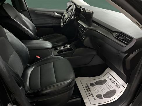 Used 2024 Ford Escape SE image 14