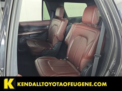 Used 2024 Ford Expedition Limited AWD/4WD image 20