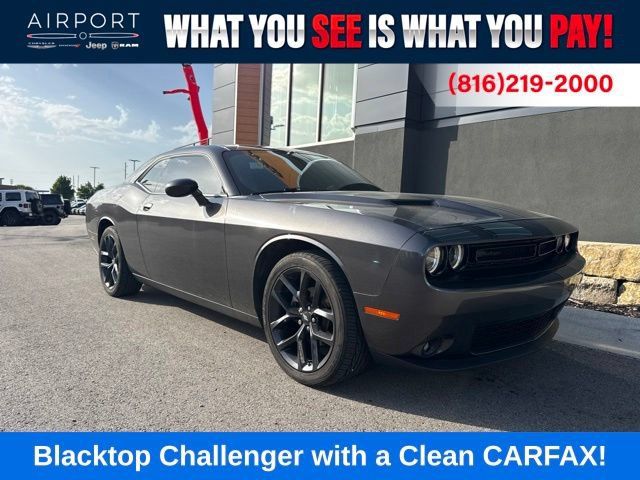 Used 2022 Dodge Challenger SXT w/ Blacktop Package RWD image 1