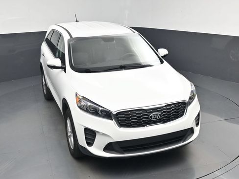 Used 2020 Kia Sorento FWD V6 image 26