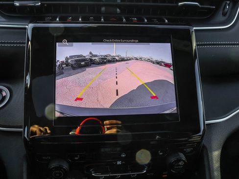 New 2025 Jeep Grand Cherokee L Altitude image 19