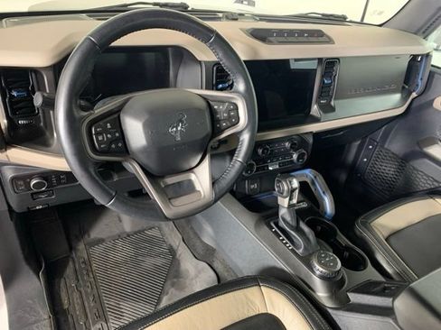 Used 2023 Ford Bronco 2-Door AWD/4WD image 19