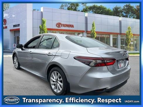 Certified 2023 Toyota Camry LE image 6