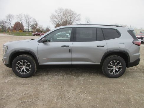 New 2026 GMC Acadia AT4 image 9