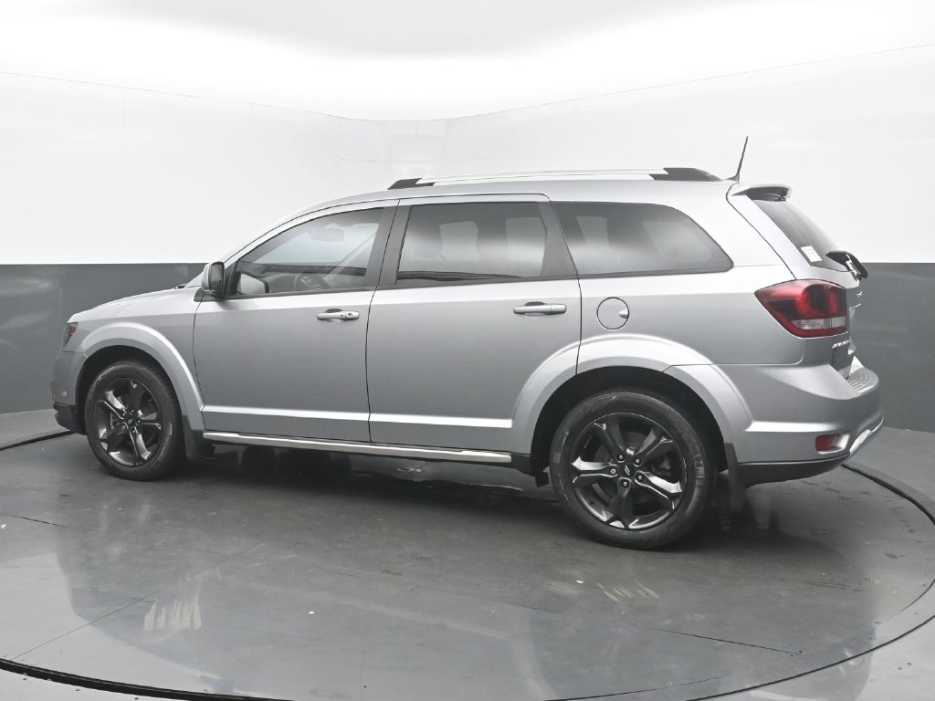 Used 2019 Dodge Journey Crossroad w/ Mopar All Weather Group FWD image 3