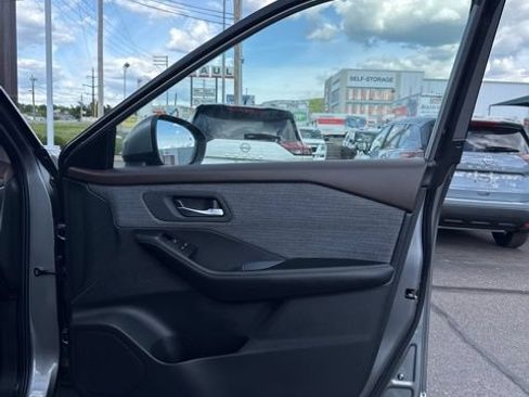 Certified 2023 Nissan Rogue SV AWD/4WD image 14