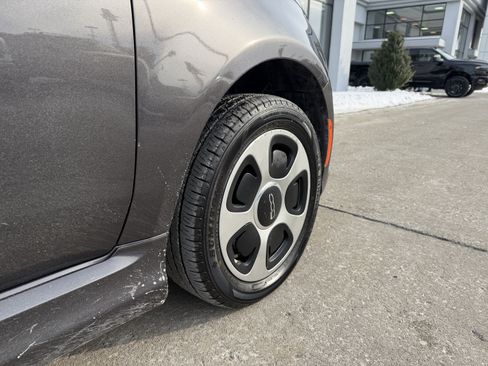 Used 2018 FIAT 500 e image 18
