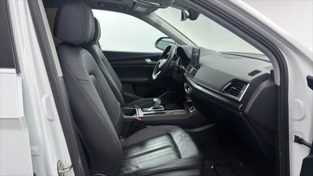 Used 2023 Audi Q5 2.0T Premium Plus w/ Premium Plus Package AWD/4WD image 22
