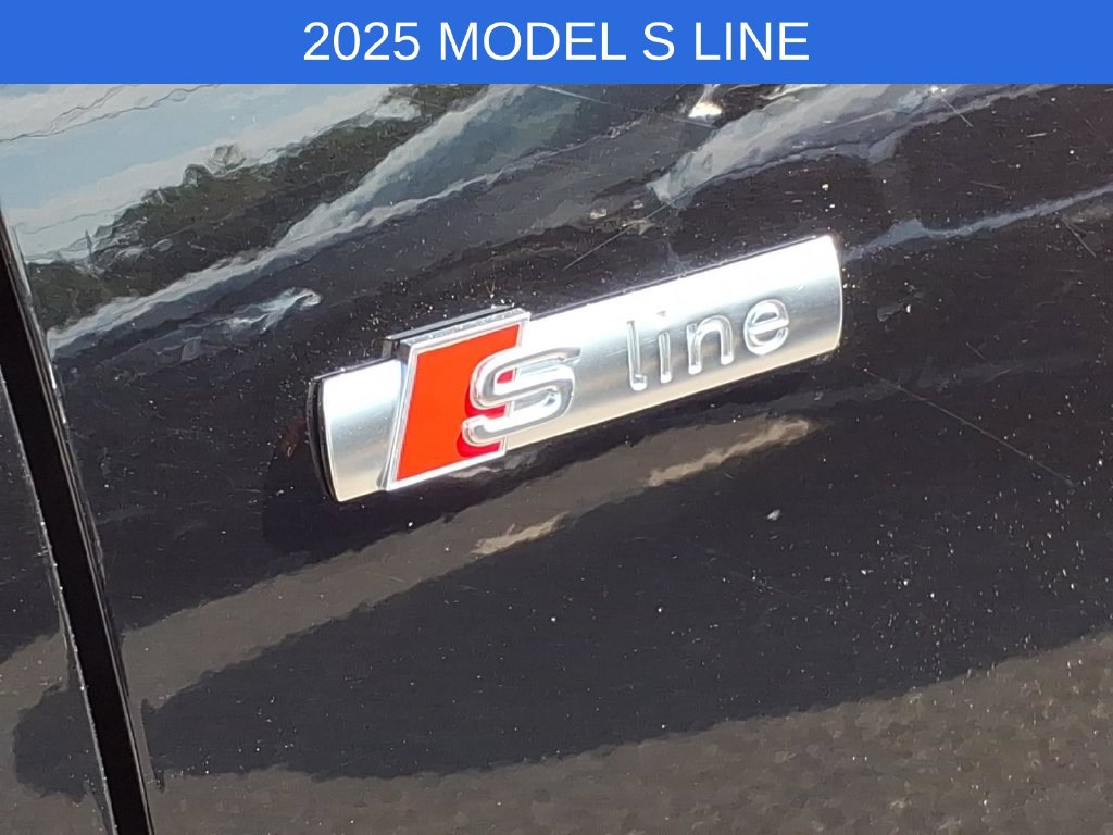 Used 2025 Audi Q3 2.0T Premium AWD/4WD image 10