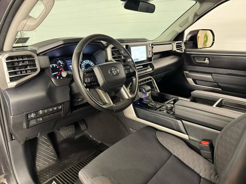 Used 2023 Toyota Tundra SR5 w/ SR5 Convenience Package image 11