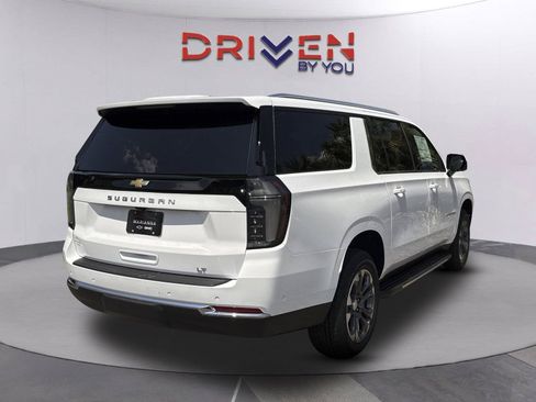 New 2026 Chevrolet Suburban LT w/ Comfort Package RWD image 4