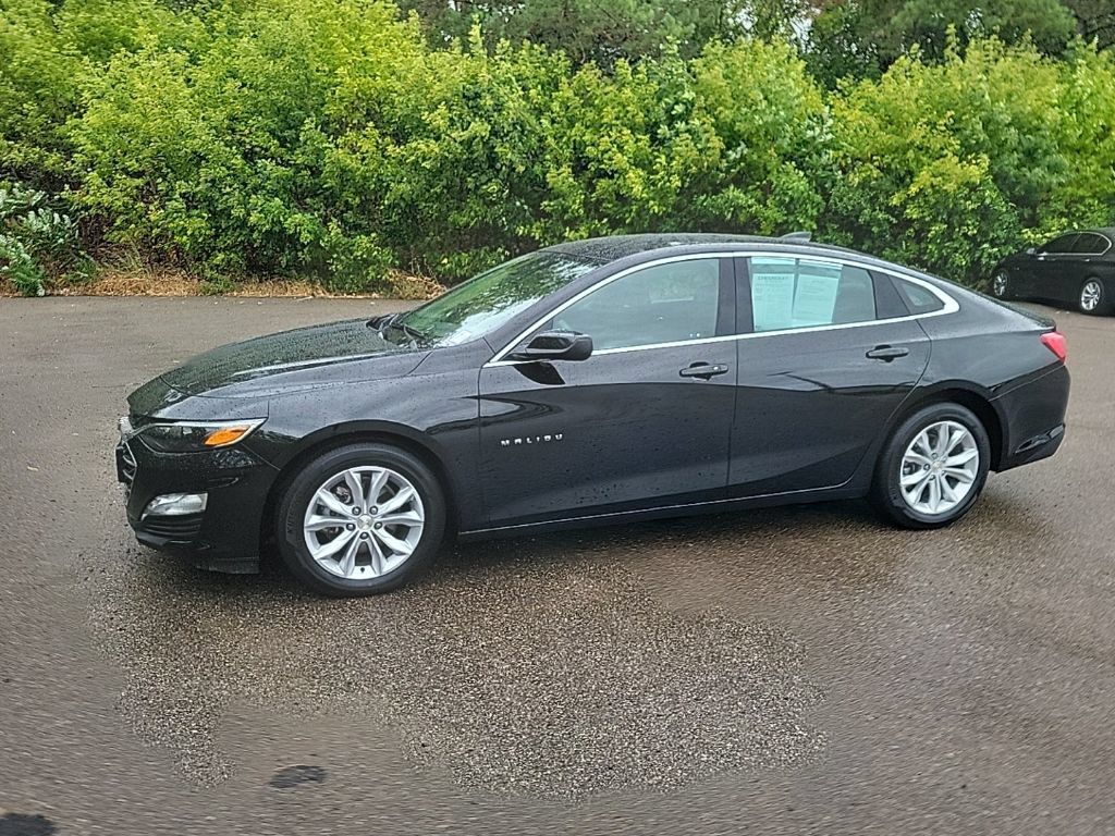Used 2023 Chevrolet Malibu LT FWD image 18