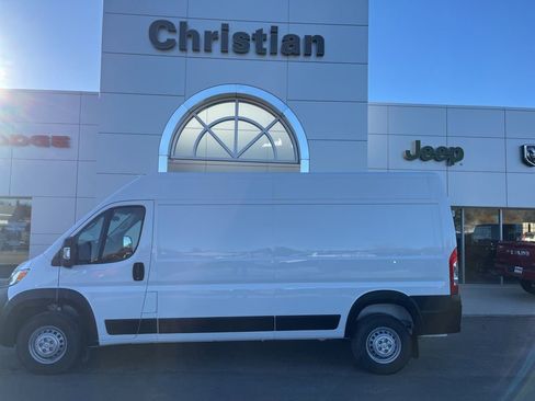 New 2025 RAM ProMaster 2500 w/ Convenience Group FWD image 1