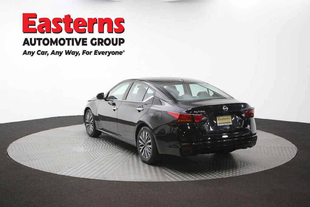 Used 2024 Nissan Altima 2.5 SV FWD image 67