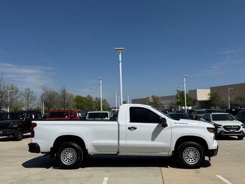 Used 2025 Chevrolet Silverado 1500 W/T w/ Trailering Package image 5