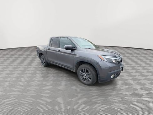 Used 2020 Honda Ridgeline Sport image 2