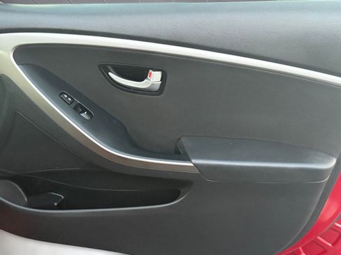 Used 2016 Hyundai Elantra GT w/ Option Group 02 image 32