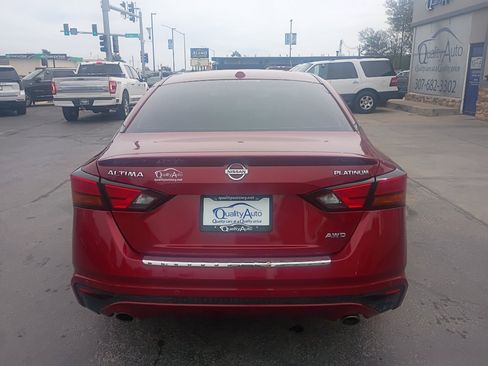 Used 2022 Nissan Altima 2.5 Platinum AWD/4WD image 7