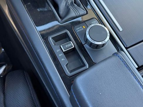 Certified 2022 Toyota Tundra Platinum image 19