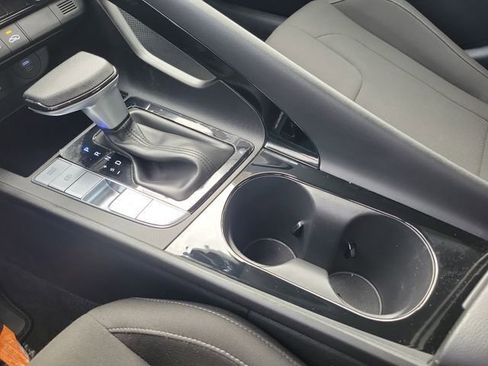 Certified 2025 Hyundai Elantra Blue image 14