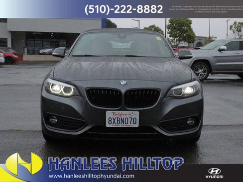 Used 2021 BMW 230i xDrive Convertible w/ Premium Package image 4