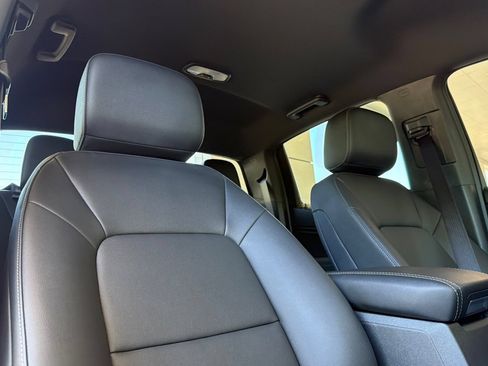 Used 2024 GMC Canyon Elevation w/ Elevation Premium Package RWD image 19
