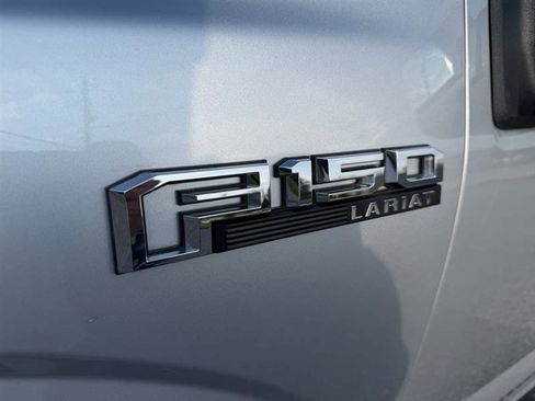 Used 2018 Ford F150 Lariat image 13