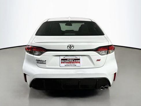 Used 2024 Toyota Corolla SE FWD image 6