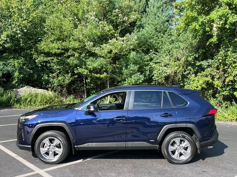 Used 2024 Toyota RAV4 XLE w/ Convenience Package AWD/4WD image 2