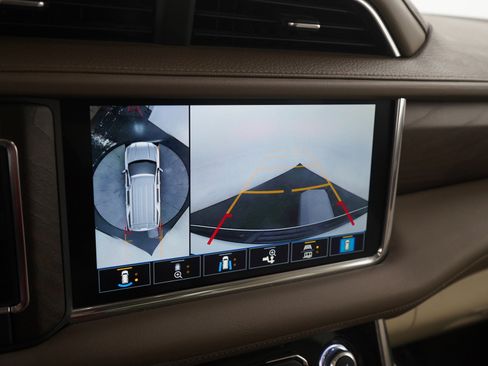 Used 2021 GMC Yukon Denali image 26