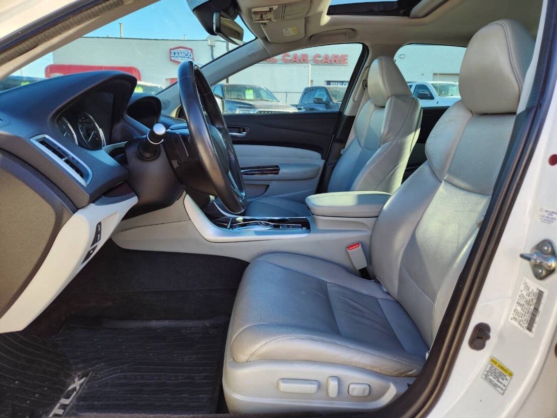 Used 2015 Acura TLX w/ Advance Package FWD image 11