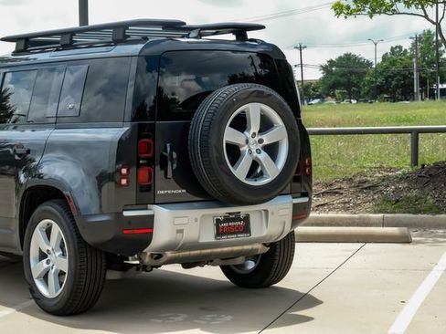 Used 2024 Land Rover Defender 110 S AWD/4WD image 15