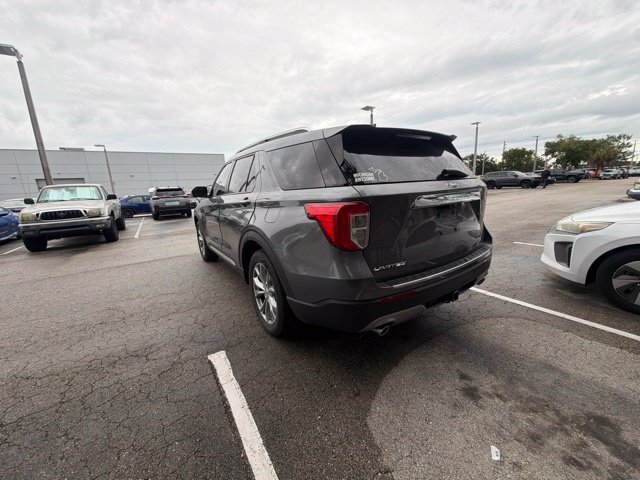Used 2021 Ford Explorer Limited w/ Equipment Group 301A RWD image 3