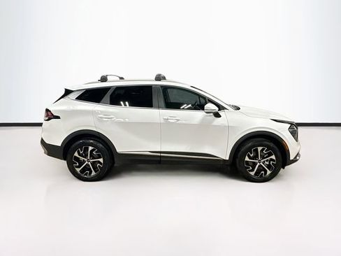 Used 2024 Kia Sportage EX image 8