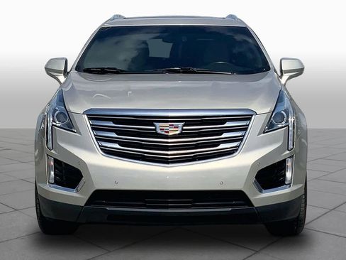 Used 2017 Cadillac XT5 Luxury image 4